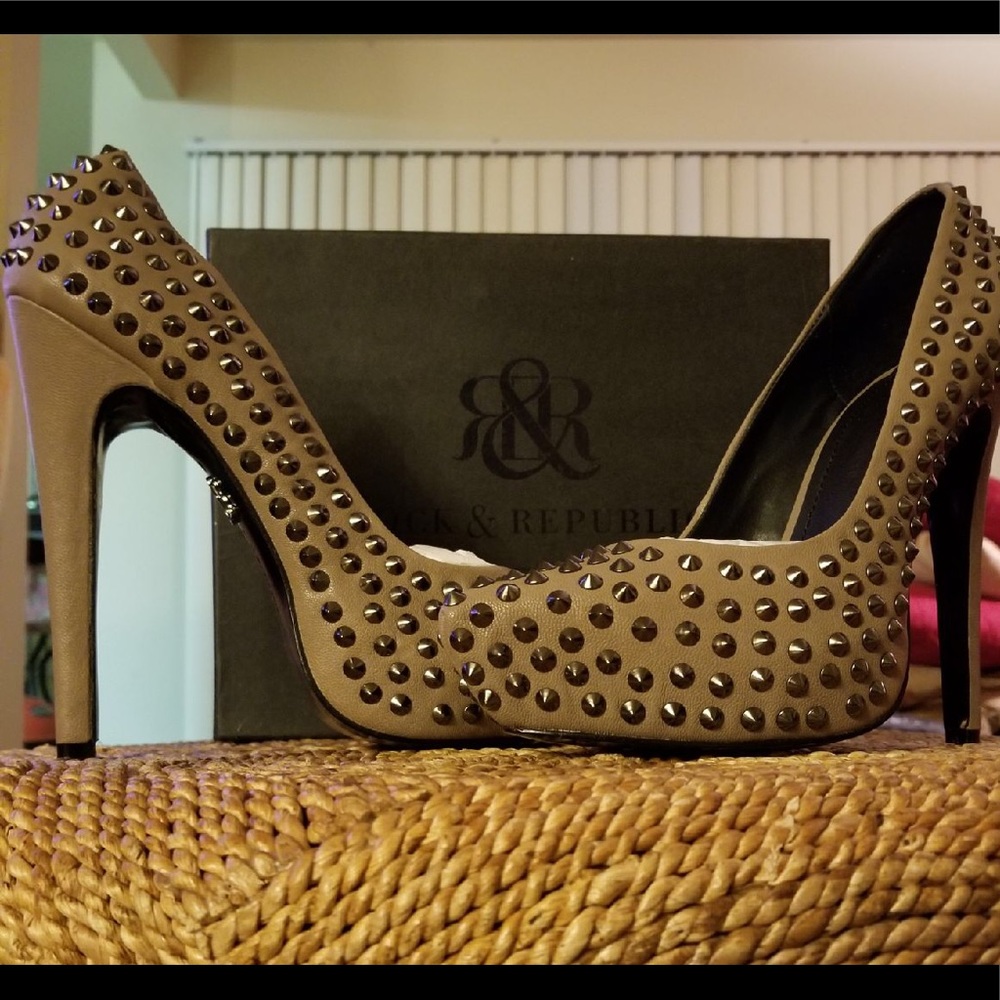 Taupe Silver Studded Platform Pumps